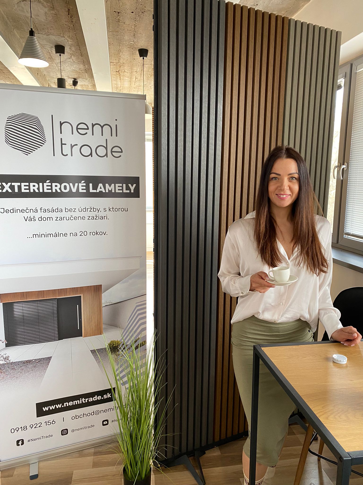 Nemi trade, Nemi Trade Brezno, Nemi Trade showroom, Lamelové panely, lamelove steny, lamelova fasada